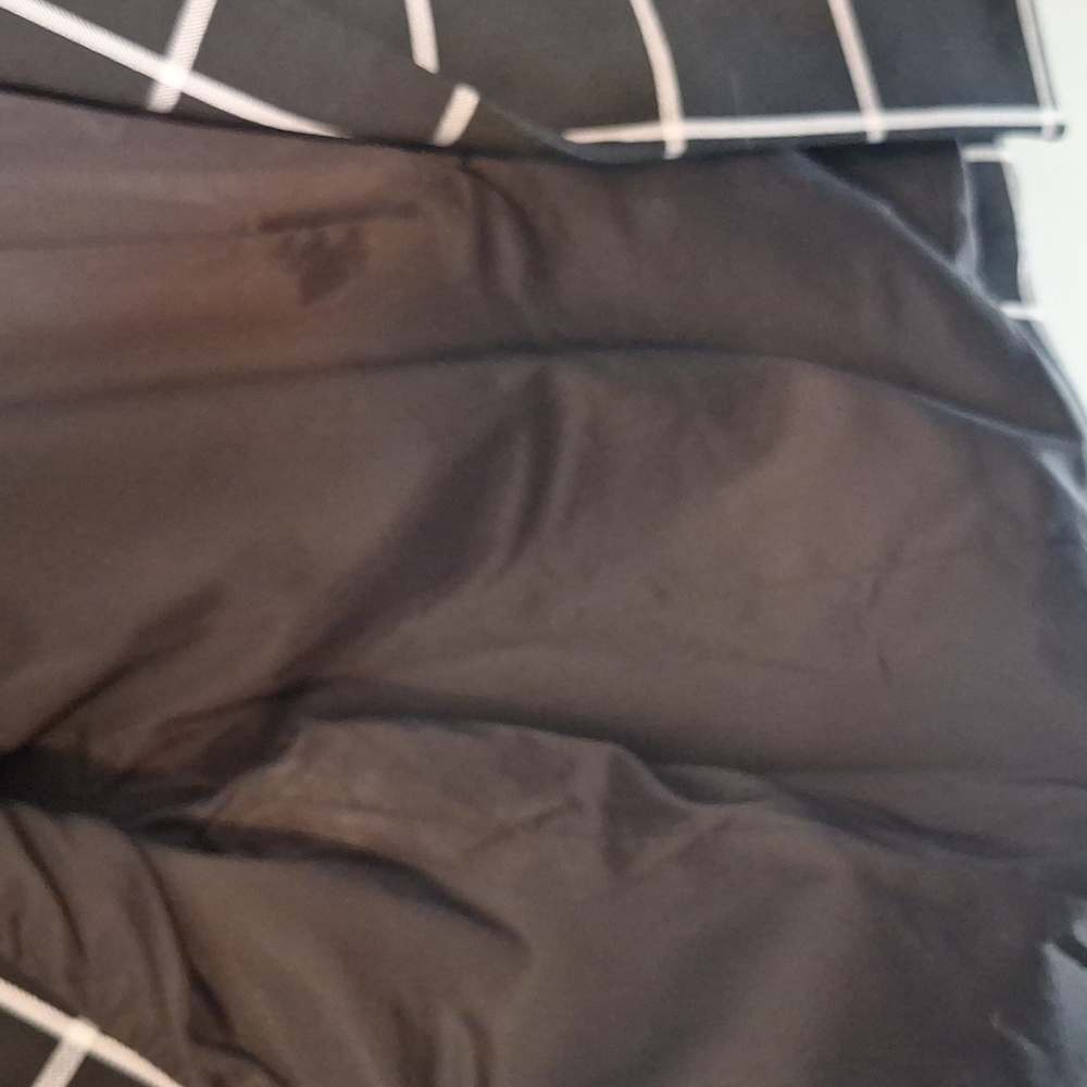 Express Women's Black and White Plaid Jacket - Picture 7 of 7